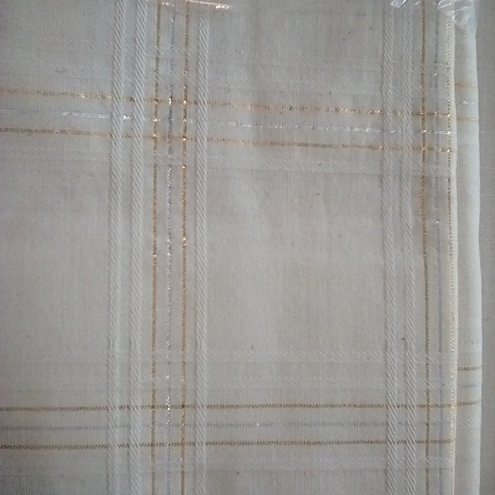 Oval Holiday Table Cloth